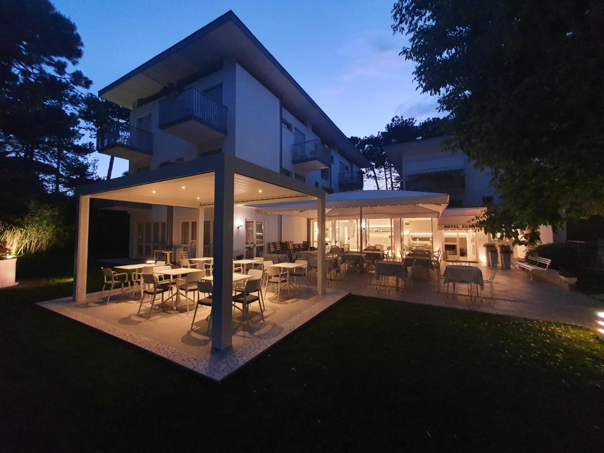 Hotel Eurovil Garni リニャーノ・サッビアドーロ エクステリア 写真